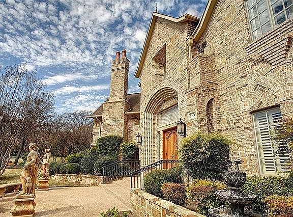 4th image of 8204 Firestone Dr