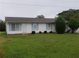 2201 Walt Arney Rd, Lenoir, NC 28645