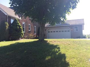 21 S 8th St, Bangor, PA 18013