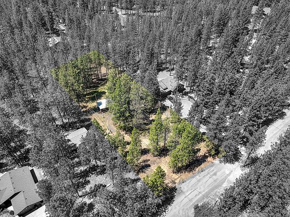 2nd image of 60287 Tumalo Cir