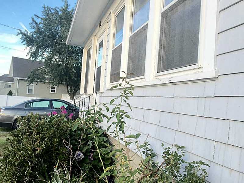 1st image of 50 Cliffdale Ave