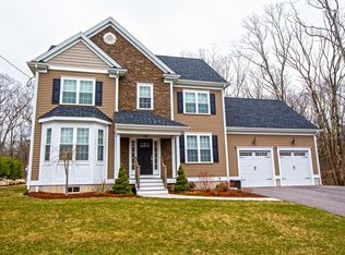 212 Downing Dr, Attleboro, MA 02703