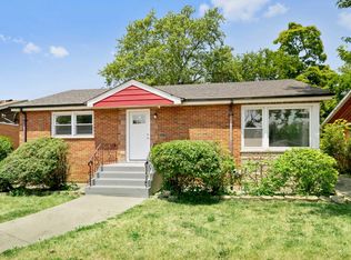 15558 Gouwens Ln, South Holland, IL 60473