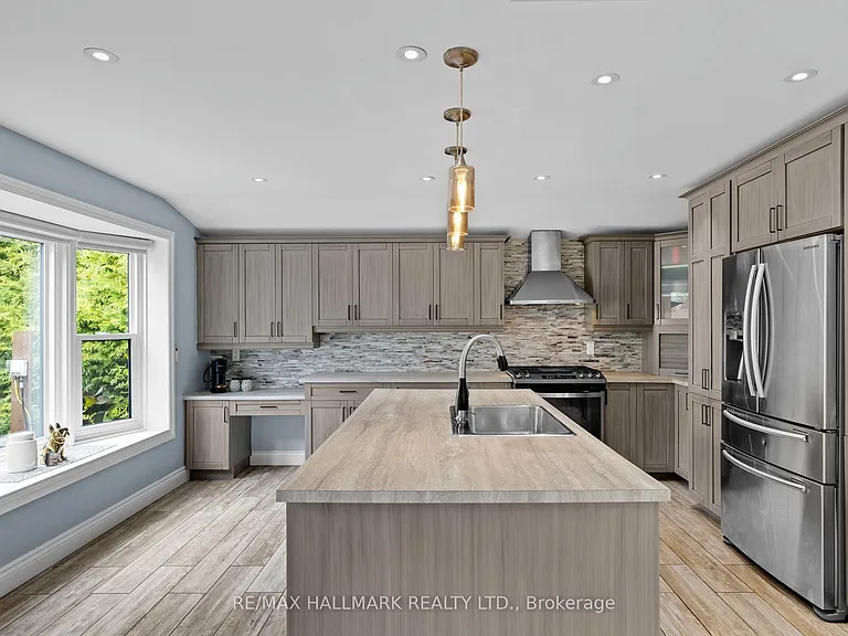 95 Lake Ave — Photo 14