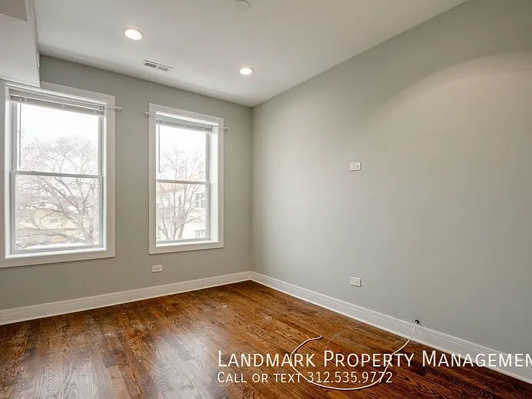 2353 W 18th Pl #2F — Photo 4