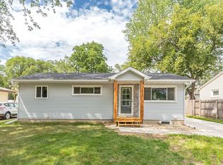 1212 Lucas St, Waterloo, IA 50703