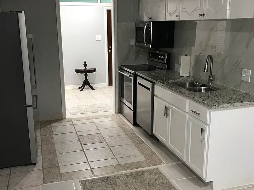 2nd image of 1602 N 10th St