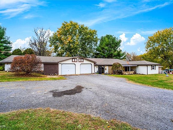2nd image of 15167 Cricket Ln