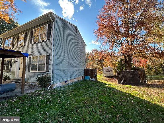 4th image of 6038 Battlefield Green Dr
