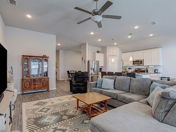 3rd image of 8948 Bronze Meadow Dr