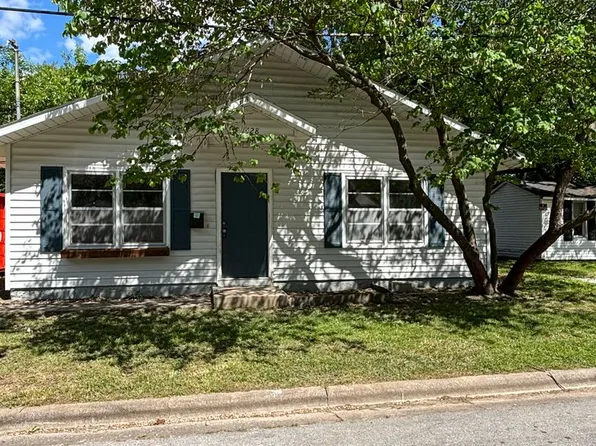 1428 N Brown Ave, Springfield, MO 65802