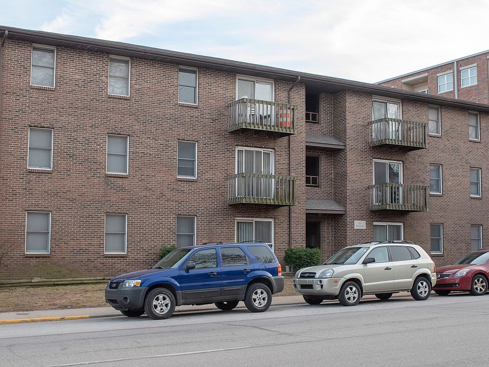 2nd image of 211 Wiggins St #4B-2Ba-1100Sqft