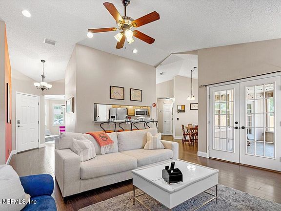 2nd image of 3008 BRIDGEVIEW Drive