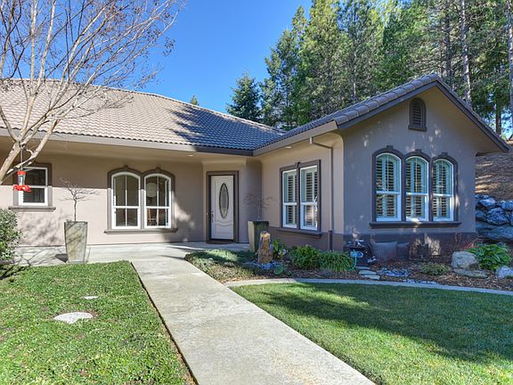 3rd image of 5170 Bella Vista Cir