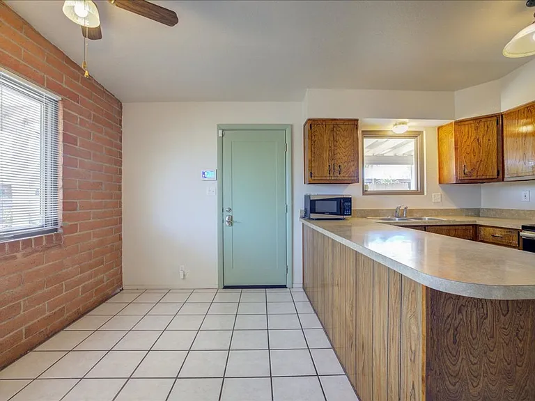 5343 E Glenn St — Photo 7