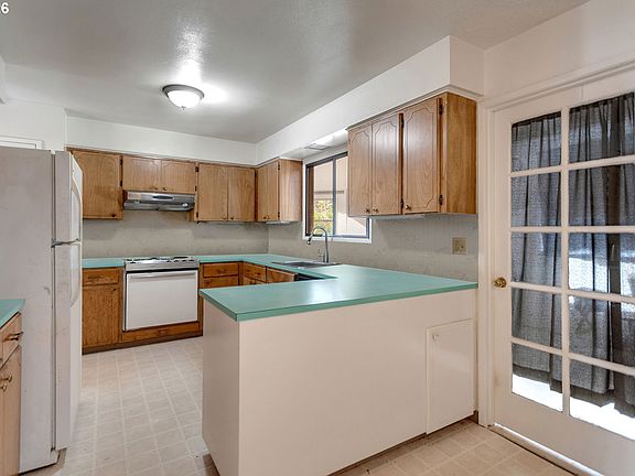 3rd image of 39 NE 113th Pl