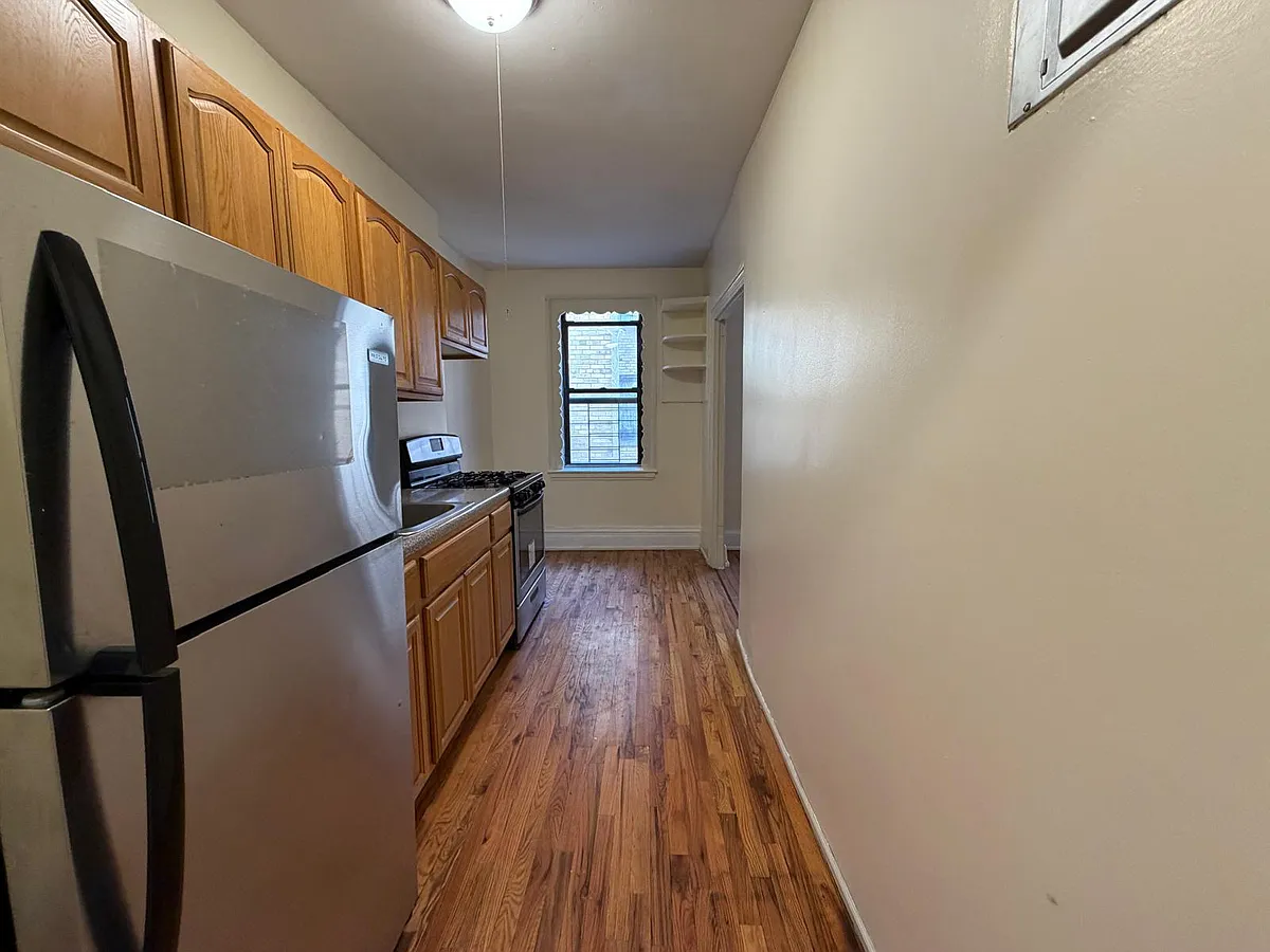 Building Photo - 89-14 150th St #2C