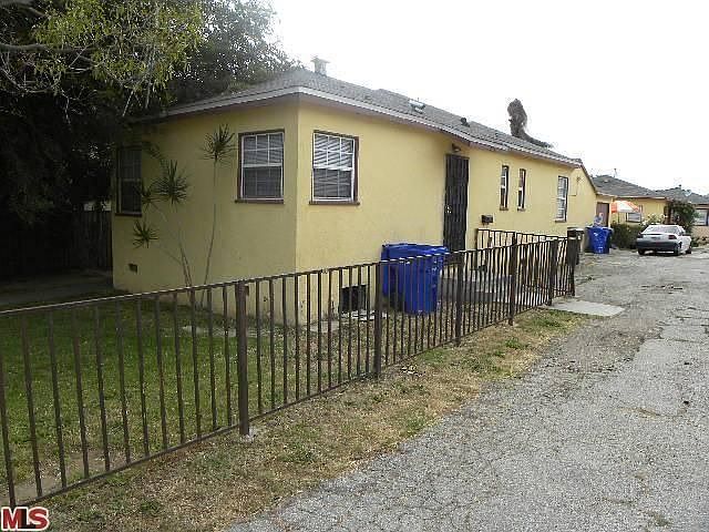1st image of 223 E Hazel St