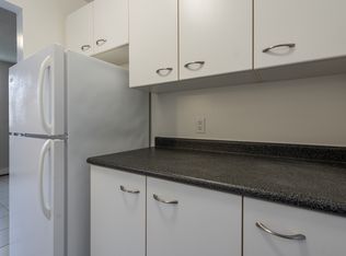 Devine Street Apartments, Sarnia, ON N7T 1X4