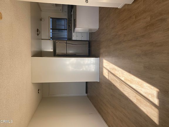 5th image of 4225 Del Mar Ave #302