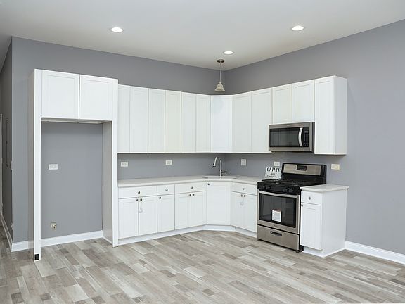 5th image of 1253 S Millard Ave