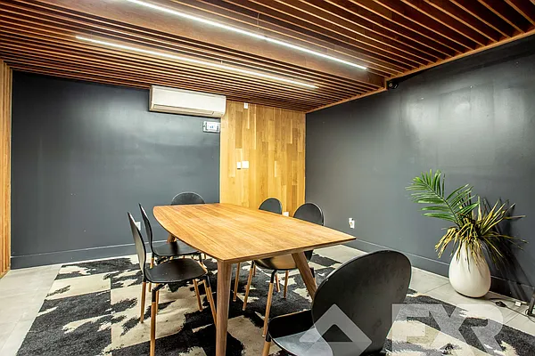 Rented by EXR | media 29