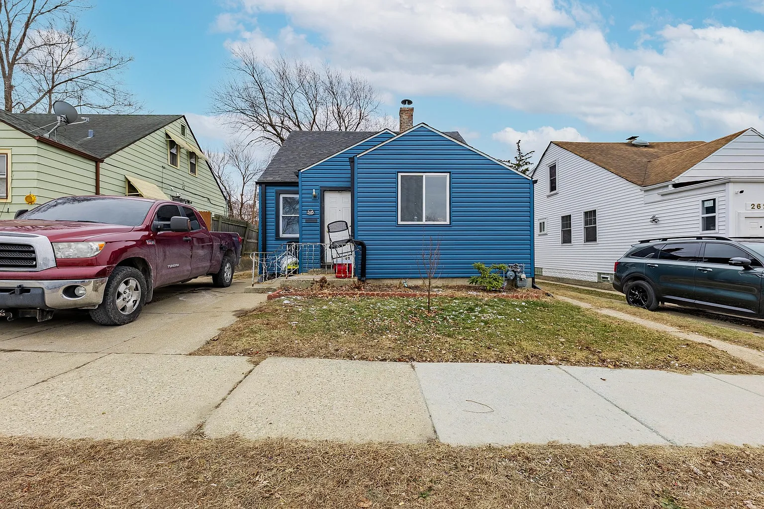 2625 W 89th St photo 1