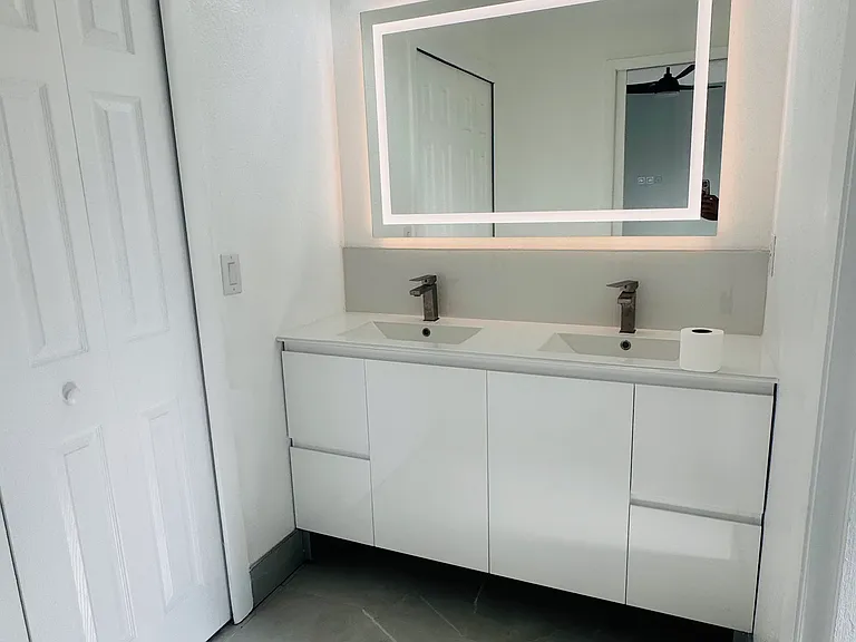 8033 Brocatel Ct — Photo 8