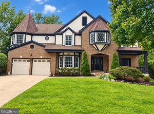 5352 Anvil Ct, Fairfax, VA 22030