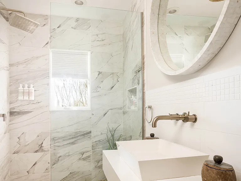 102 Surfside Ave — Photo 17