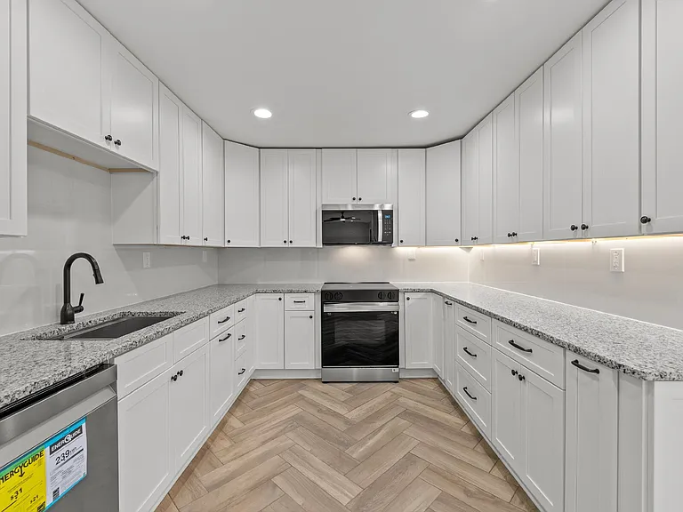 2852 Cedarest Rd — Photo 12