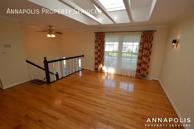 1908 Dulaney Pl — Photo 3