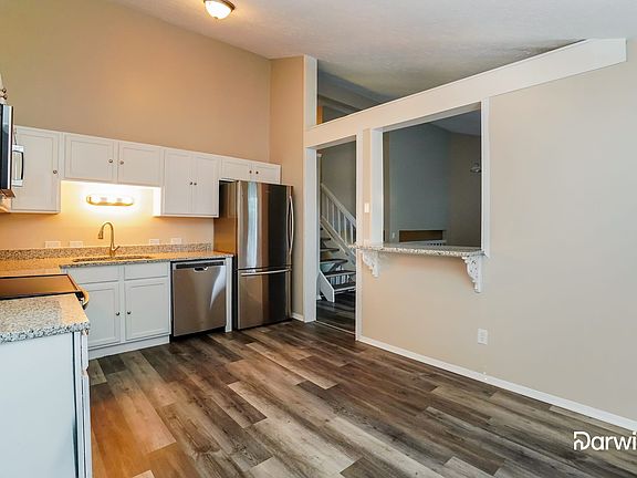 3rd image of 2961 Hubbardton Pl