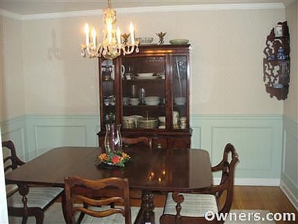 Formal Dining Room 11' x 11'