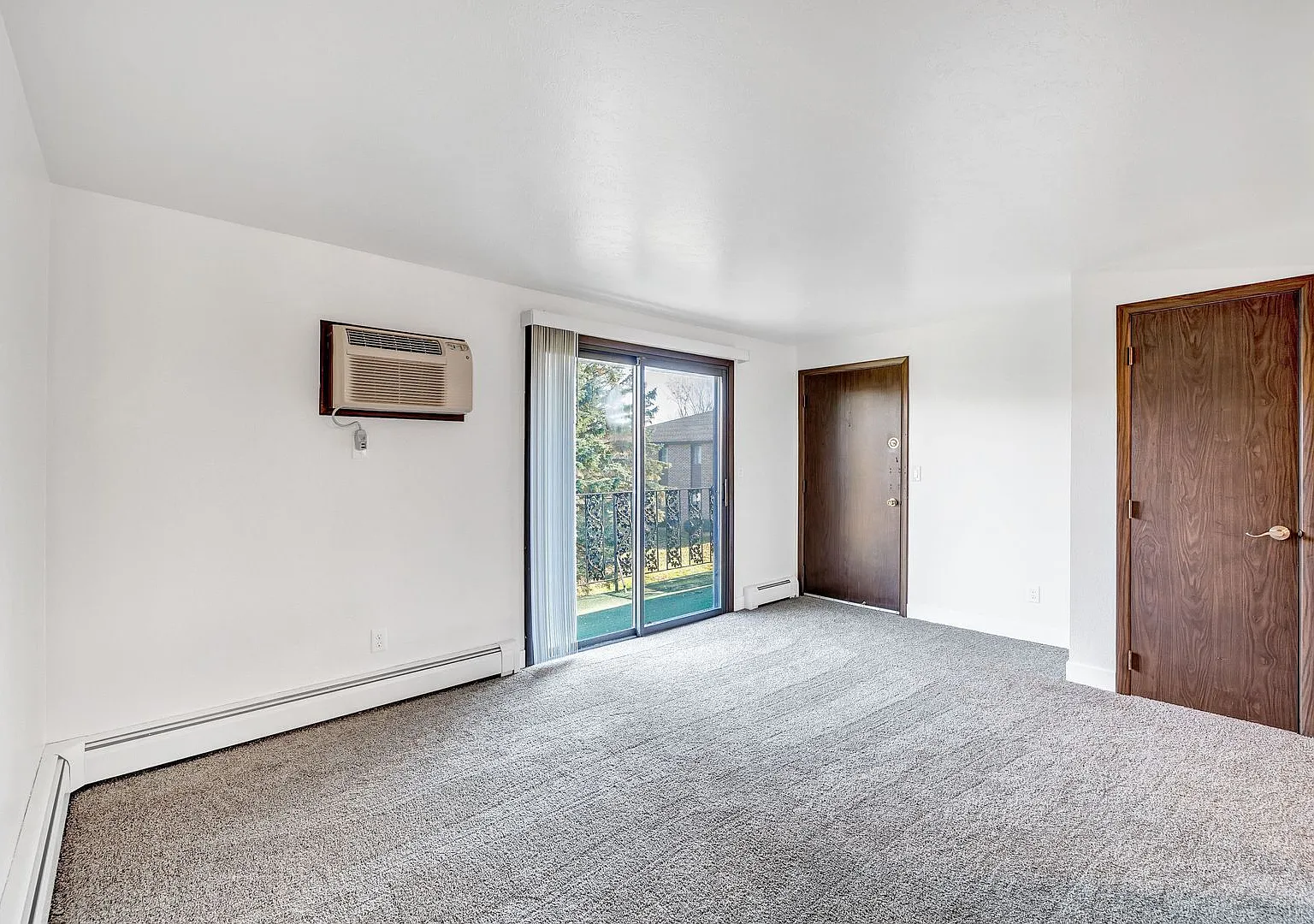 Lenwood Apartments — Photo 4