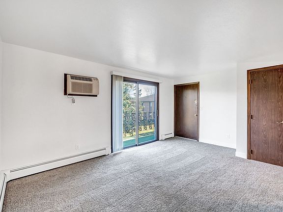 5th image of 1673 Lenwood Ave APT M