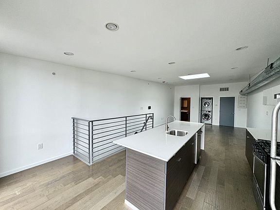 5th image of 1443 N Franklin St APT 3