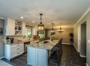 2248 E Caballero Cir, Mesa, AZ 85213