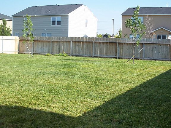 4th image of 2109 W Michelle Dr