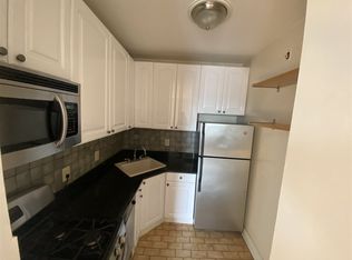 102 Washington St APT 4B, Hoboken, NJ 07030