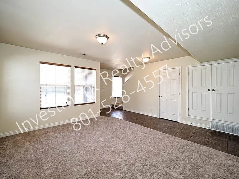 41 E Durham St — Photo 17