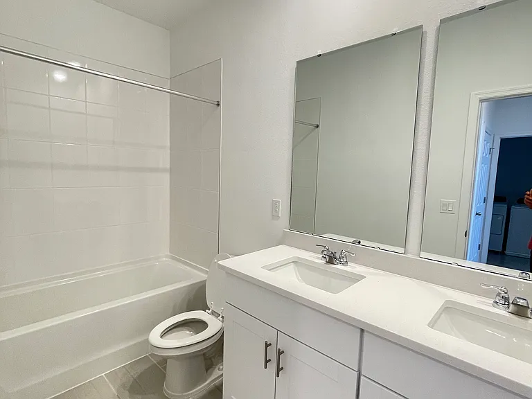 4646 Homestead Trl — Photo 12