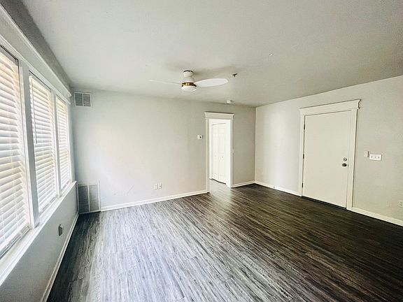 3rd image of 505 NW 27th St #102