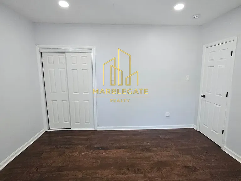 10 Rodwell Ave #11 — Photo 9
