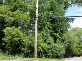 E Main St, Stockbridge, MA 01262