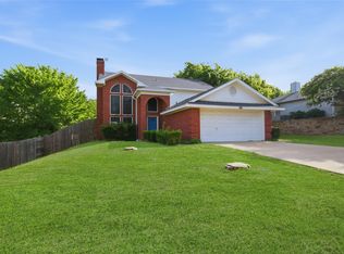 1406 Westbriar Dr, Weatherford, TX 76086