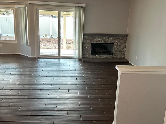 4th image of 29422 Lake Forest Dr