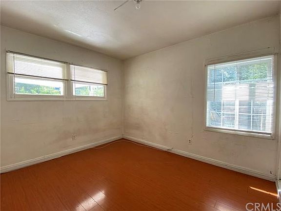 4th image of 2334 W Stanford St