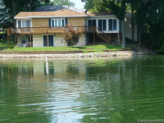 2nd image of 561 Lemon St
