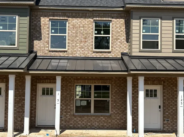 135 Ace Ave, Smyrna, TN 37167